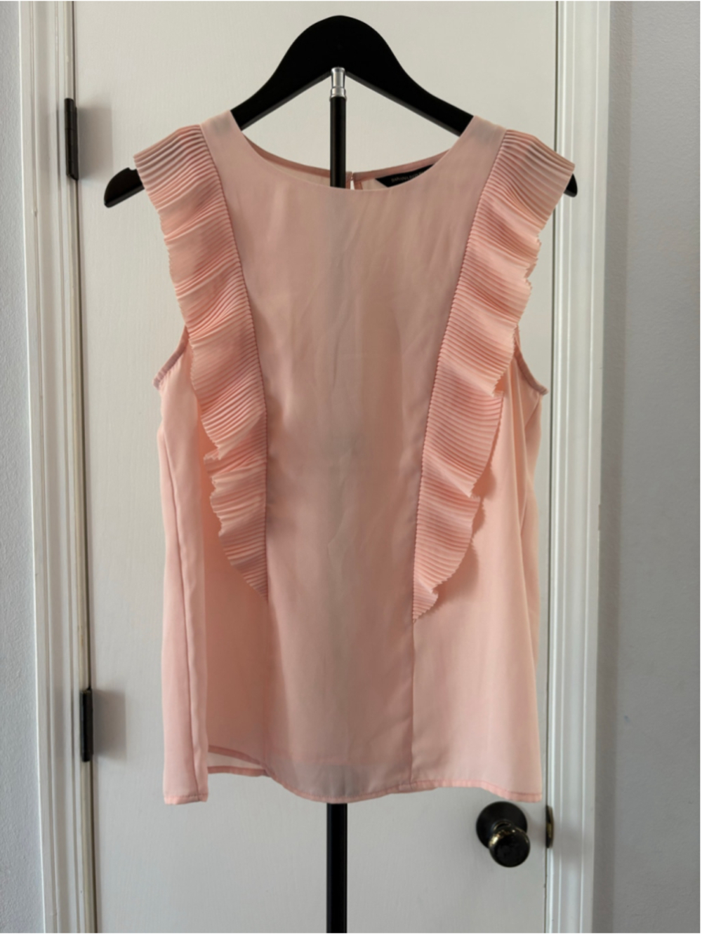NWT Banana Republic Blush Pink Pleated Ruffle Sleeveless Blouse Small Petite